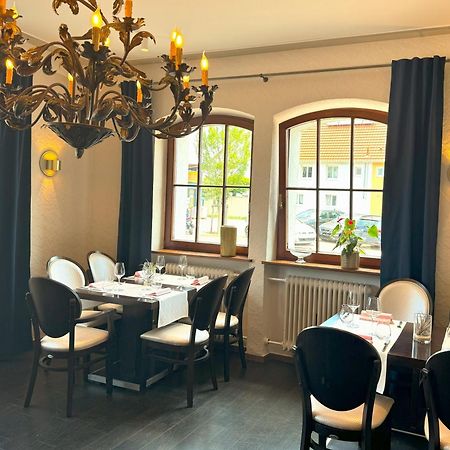 Gasthaus Lamm Neuenstadt am Kocher Bagian luar foto